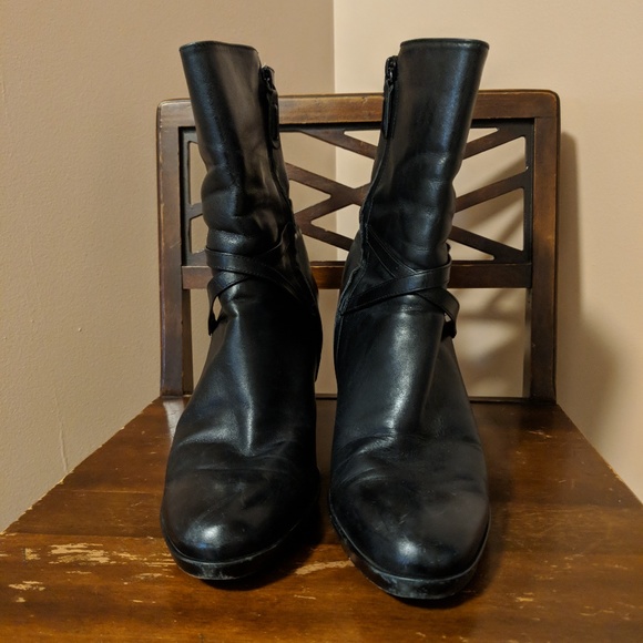 Antonio Melani "Jessica" Boot *Mismatched Pair* - Picture 2 of 8